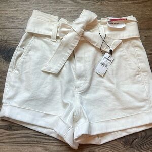Cream Express High waisted Tie Shorts
